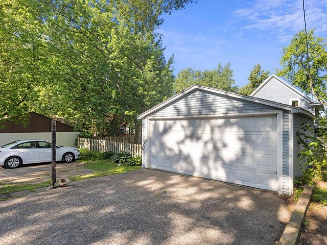 716 10th Avenue S, Saint Cloud, MN 56301