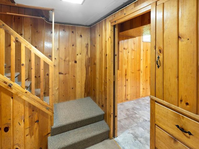 716 10th Avenue S, Saint Cloud, MN 56301