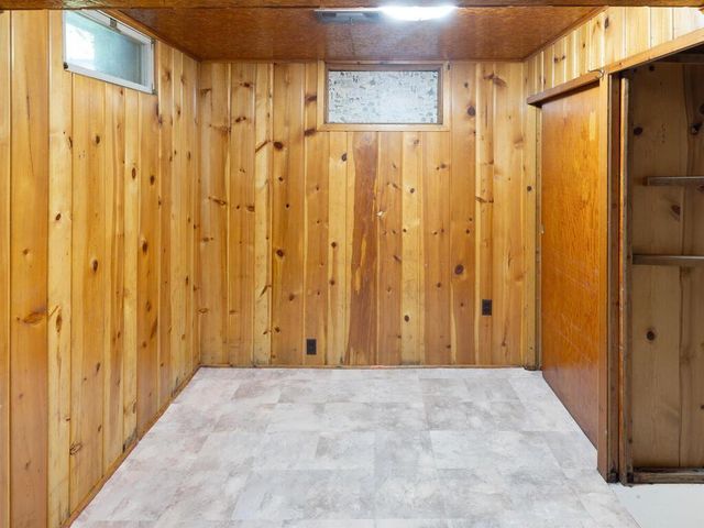 716 10th Avenue S, Saint Cloud, MN 56301