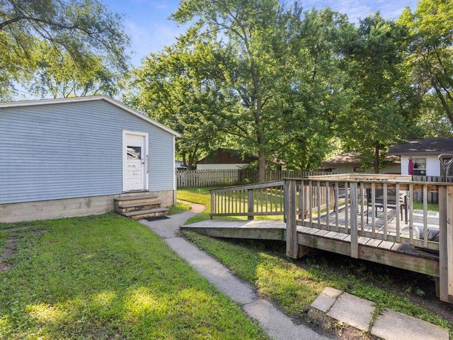 716 10th Avenue S, Saint Cloud, MN 56301