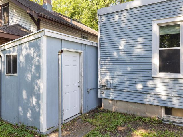 716 10th Avenue S, Saint Cloud, MN 56301