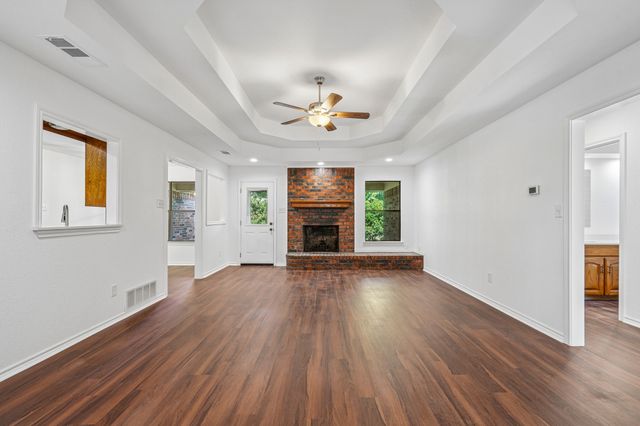 5629 Puerto Vallarta Drive, North Richland Hills, TX 76180