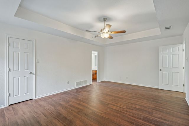 5629 Puerto Vallarta Drive, North Richland Hills, TX 76180