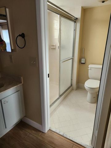 3345 Lucerne Park Drive, Greenacres, FL 33467