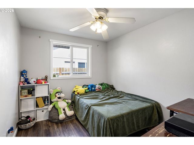 4577 LIBERTY St, Eugene, OR 97402