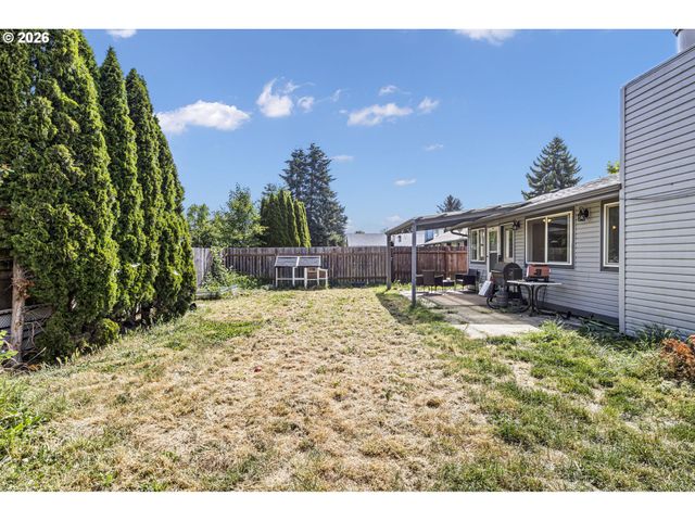4577 LIBERTY St, Eugene, OR 97402