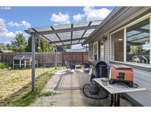 4577 LIBERTY St, Eugene, OR 97402