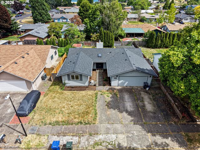 4577 LIBERTY St, Eugene, OR 97402