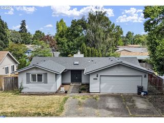 4577 LIBERTY St, Eugene, OR 97402