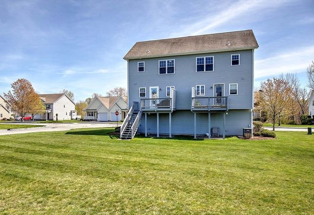 31 Streamview 31, Cumberland, RI 02864