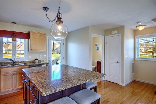31 Streamview 31, Cumberland, RI 02864