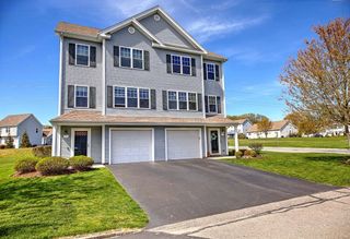 31 Streamview 31, Cumberland, RI 02864
