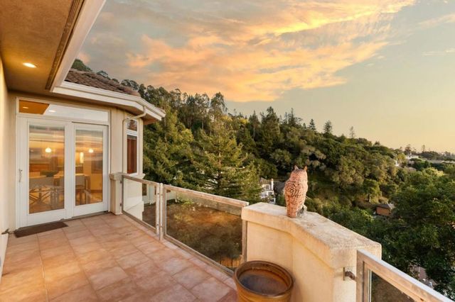 6357 Fairlane Drive, Oakland, CA 94611