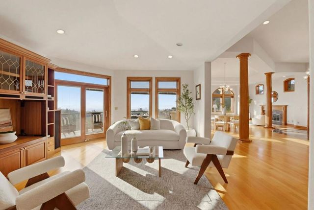 6357 Fairlane Drive, Oakland, CA 94611