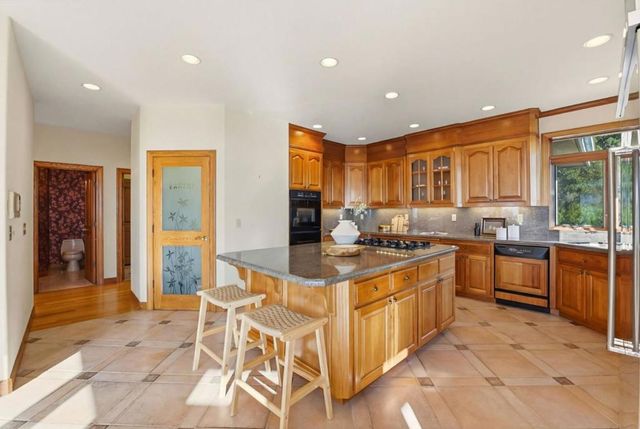 6357 Fairlane Drive, Oakland, CA 94611