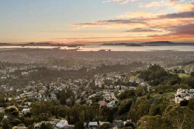 6357 Fairlane Drive, Oakland, CA 94611