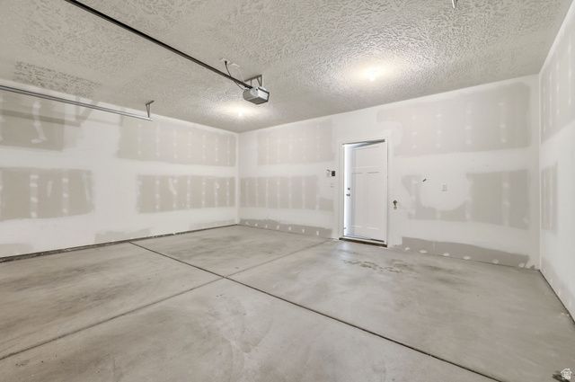 9289 S CASTLEBURY CT, Sandy, UT 84094