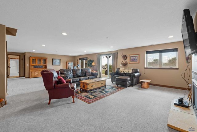 603 CONESTOGA CT, Rapid City, SD 57701