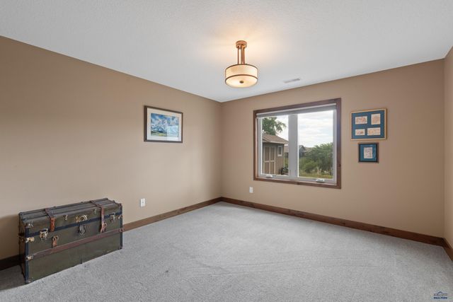 603 CONESTOGA CT, Rapid City, SD 57701