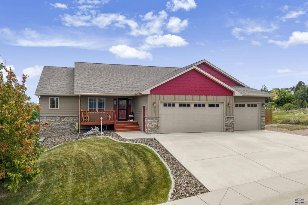 603 CONESTOGA CT, Rapid City, SD 57701