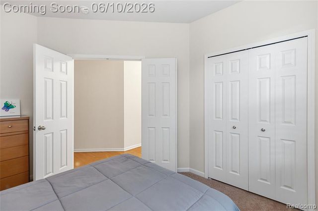 19322 Linwood Drive 70, Clinton Township, MI 48038