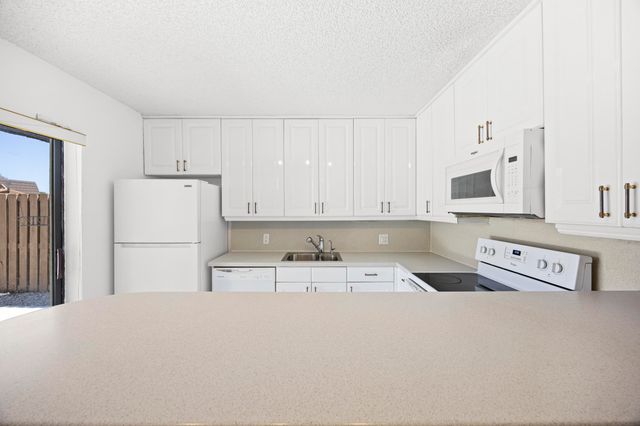 6136 SE Riverboat Drive, Stuart, FL 34997