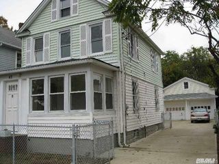 43 W Graham Avenue, Hempstead, NY 11550