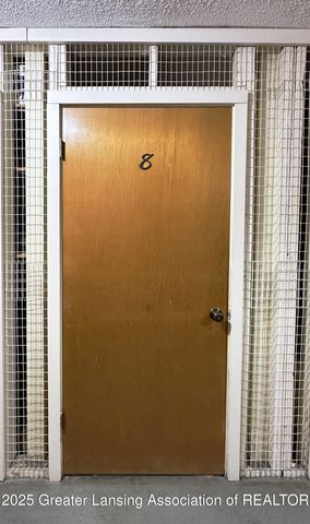 5525 W St Joe Highway, A8, Lansing, MI 48917