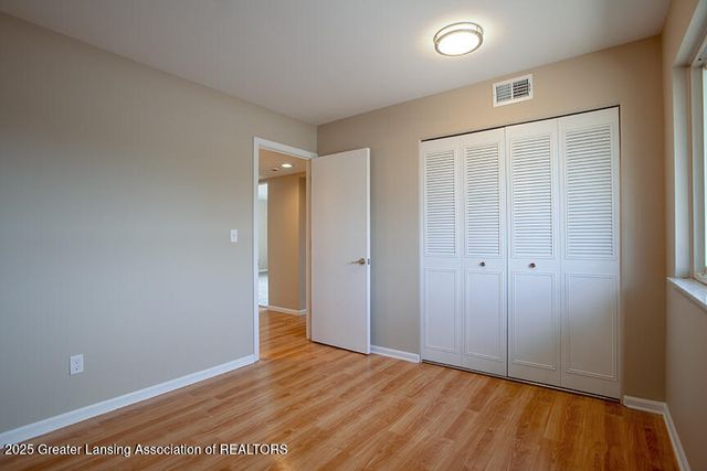 5525 W St Joe Highway, A8, Lansing, MI 48917