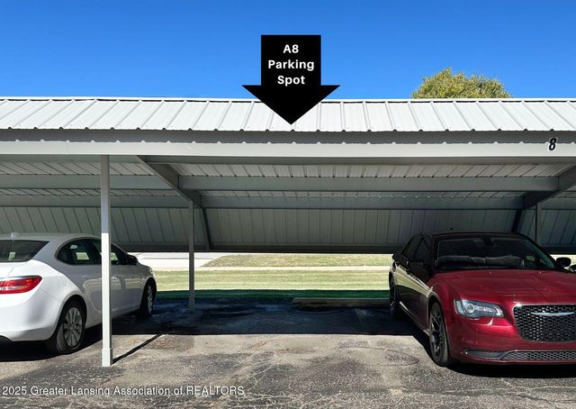 5525 W St Joe Highway, A8, Lansing, MI 48917