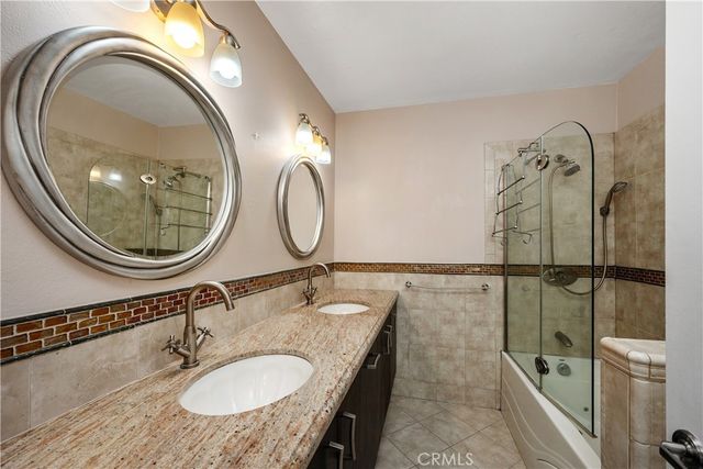 4930 McConnell Avenue, Los Angeles, CA 90066