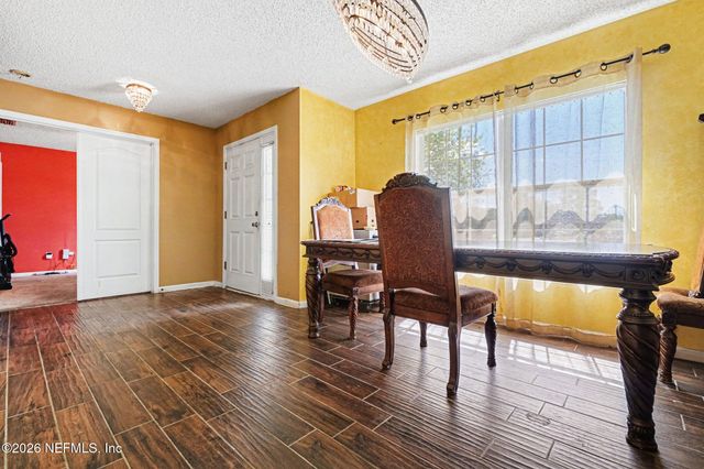 6525 SILK LEAF Lane, Jacksonville, FL 32244