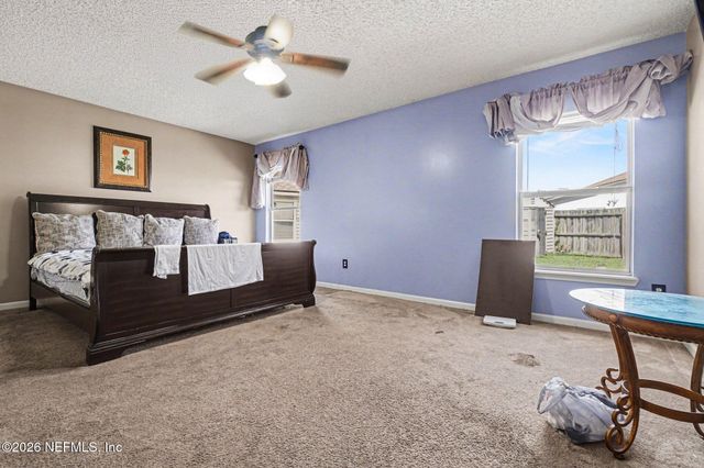 6525 SILK LEAF Lane, Jacksonville, FL 32244