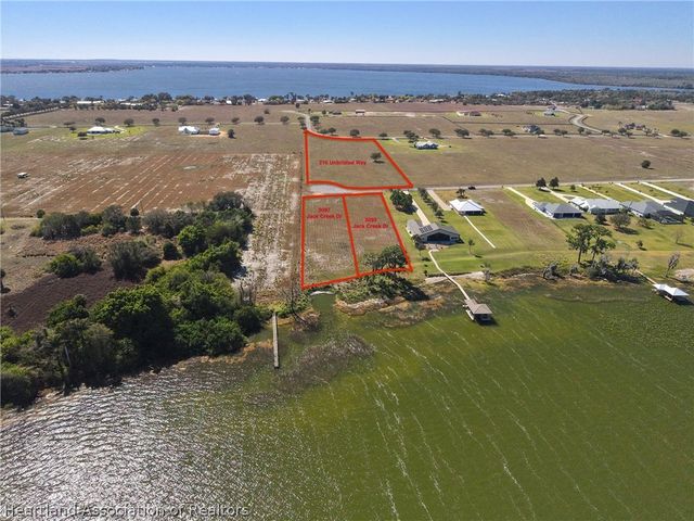 216 Unbridled Way, Lake Placid, FL 33852