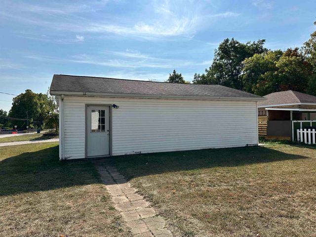 601 W Main Street, Mecosta Twp, MI 49332