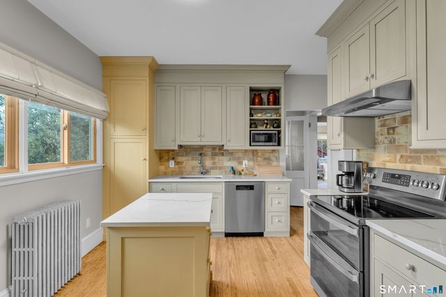 23 Elihu Street, Hamden, CT 06517