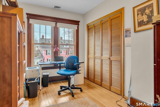 23 Elihu Street, Hamden, CT 06517