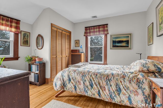 23 Elihu Street, Hamden, CT 06517