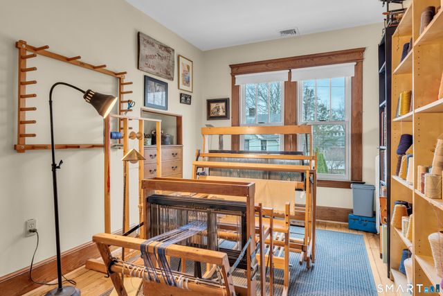 23 Elihu Street, Hamden, CT 06517