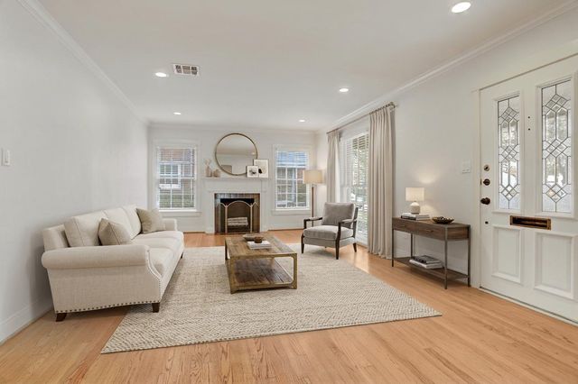 2412 Nottingham Street, Houston, TX 77005