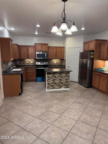 2110 W KATHLEEN Road, Phoenix, AZ 85023