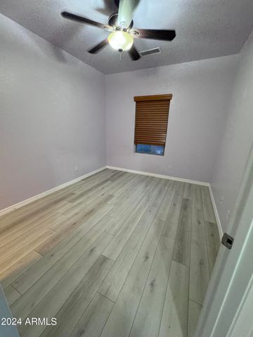 2110 W KATHLEEN Road, Phoenix, AZ 85023