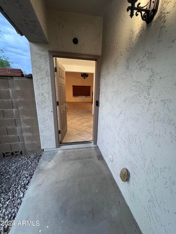 2110 W KATHLEEN Road, Phoenix, AZ 85023