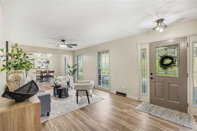 4811 Waukomis Drive, Kansas City, MO 64151