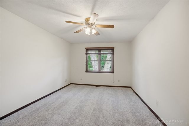 680 Carlsbrook Drive, Beavercreek, OH 45434