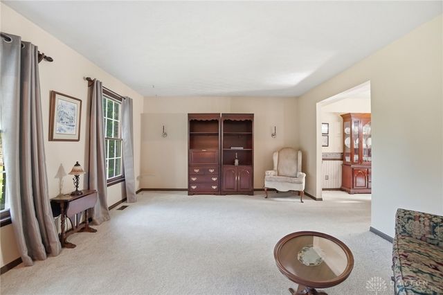 680 Carlsbrook Drive, Beavercreek, OH 45434