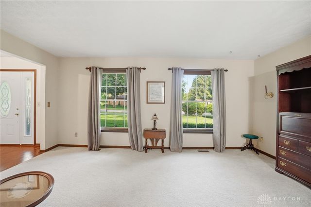 680 Carlsbrook Drive, Beavercreek, OH 45434