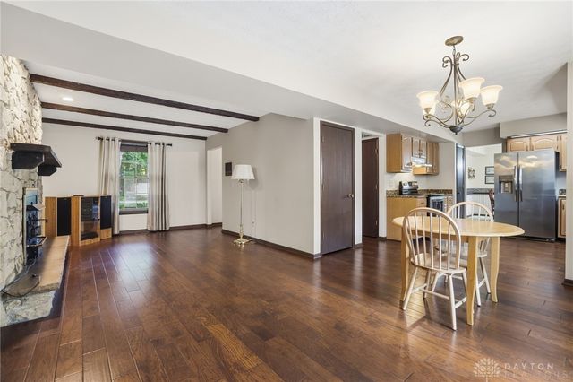680 Carlsbrook Drive, Beavercreek, OH 45434