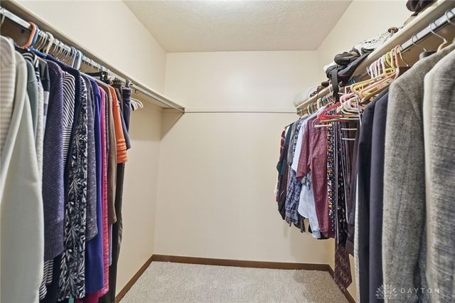 680 Carlsbrook Drive, Beavercreek, OH 45434