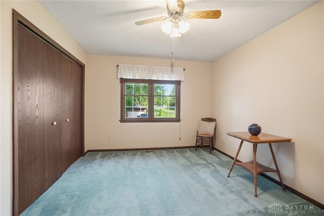 680 Carlsbrook Drive, Beavercreek, OH 45434